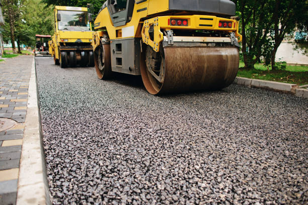 Best Decorative Driveway Pavers  in Hialeah Gardens, FL